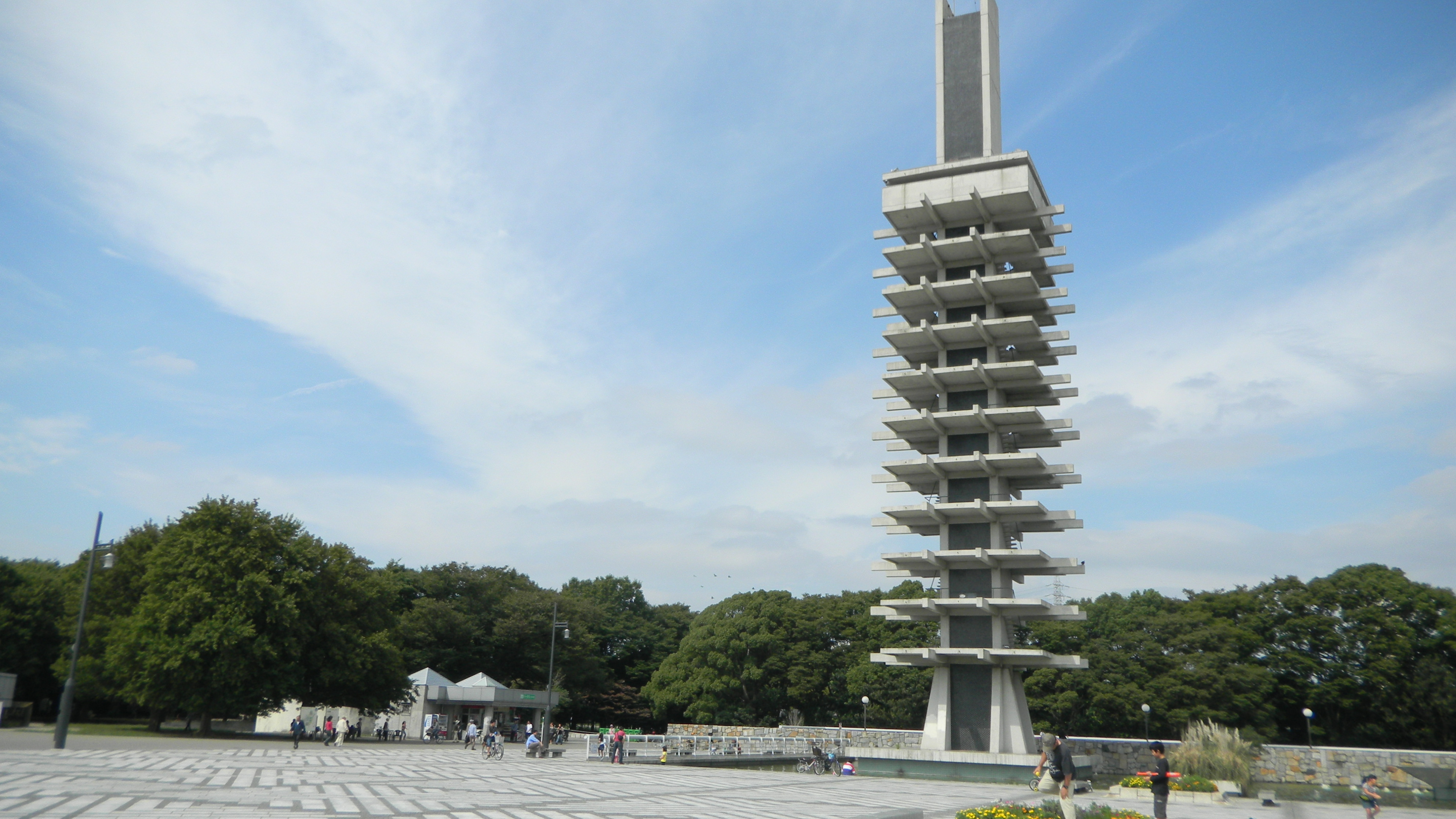 駒沢オリンピック公園 東京 彼女が自然と笑顔になる秋の公園デートスポット 13 持ち物リスト Naver まとめ